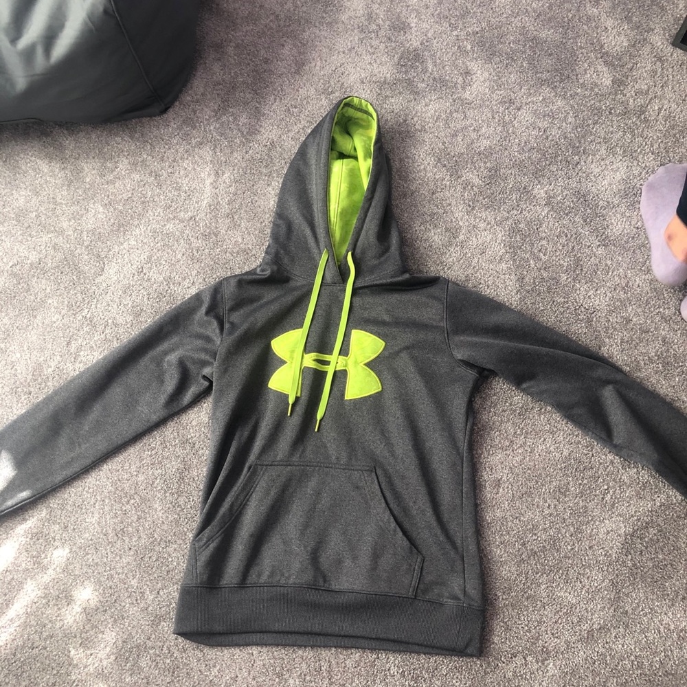 under armour sweatshirt